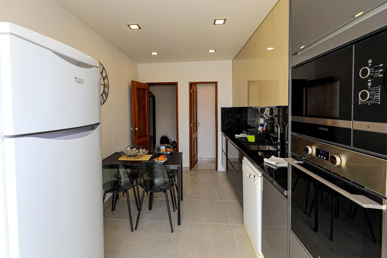 Others 4, C23 - Parkway Entrance Apartment in Lagos, Lagos