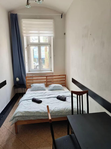 Room 2, Comfy 2rooms Flat 4 persons & Parking, Praha 8