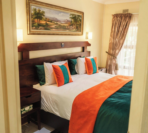 Room 2, Raregold Resort, Goromonzi