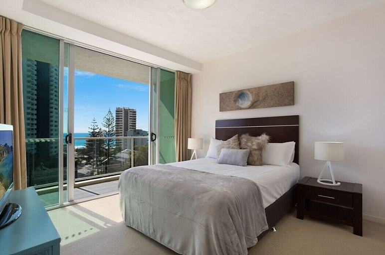 Bedroom 2, Wings Resort - Private Apartments, Gold Coast
