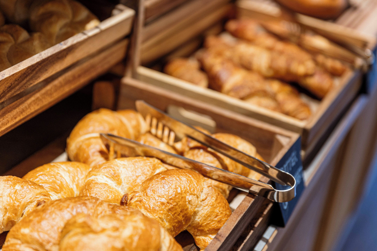 Breakfast buffet 3, Carpe Solem Kaprun Apartments by ALPS RESORTS, Zell am See