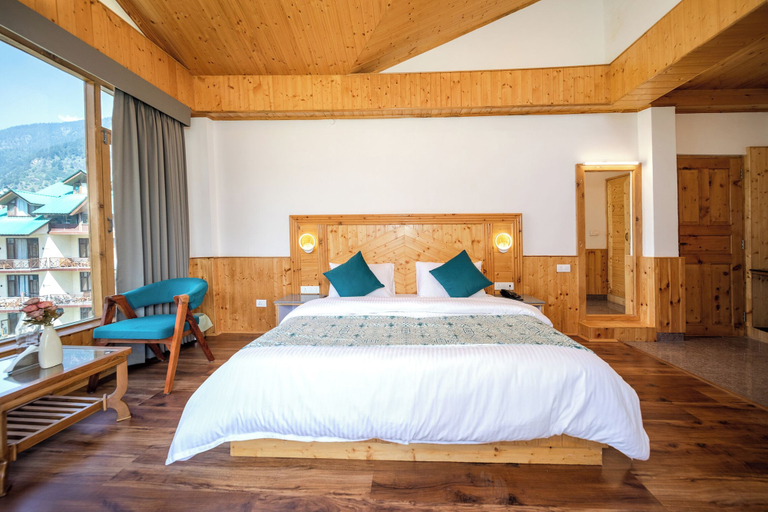 Room 5, The Aesthetic Nest Boutique Stay & Cafe, Kullu