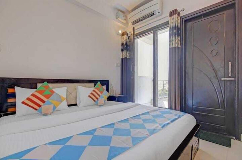 Room 4, Hotel Astoria Elite, Agra