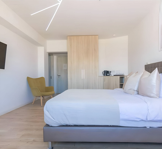 Room 2, Plateia Suite Deluxe