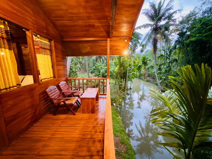 Others 5, Wild Lake Side, Sevanagala