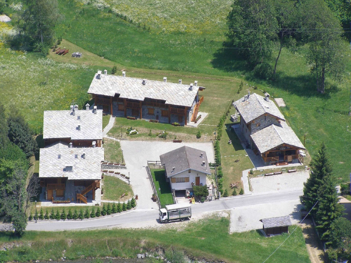 Primary image