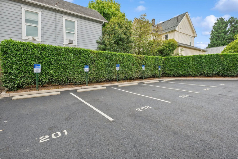 Room 5, Sunstone Suite - 202, Multnomah