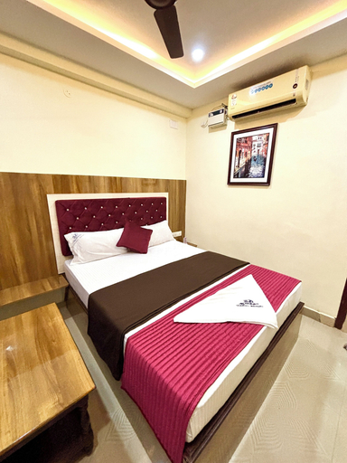 Room 3, Anandha Guest House, Viluppuram