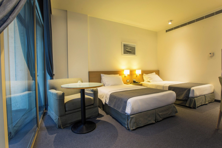 Bedroom 3, Hotel Cavalier, Beirut