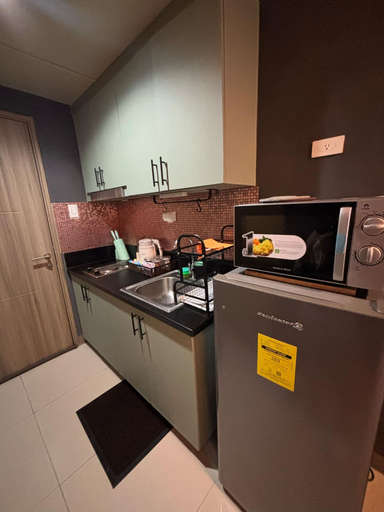 Private kitchenette, Mystix's Pad, Pasay City
