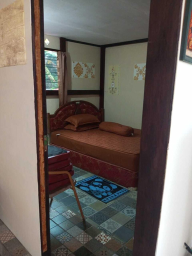 Room 5, Gloria Guest House, Ambon