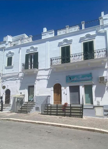 Exterior & Views 2, Al Corso Charming Rooms, Foggia