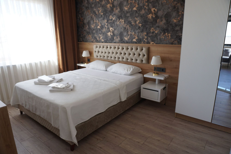 Bedroom 2, Çam otel, Edremit