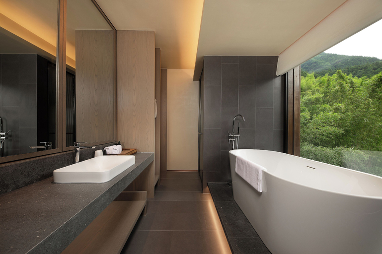 Bathroom 4, Country Retreats Zhangjiajie Manson Resort, Zhangjiajie