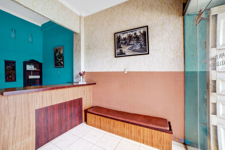 Reception, OYO 90515 Indah Guest House, Medan