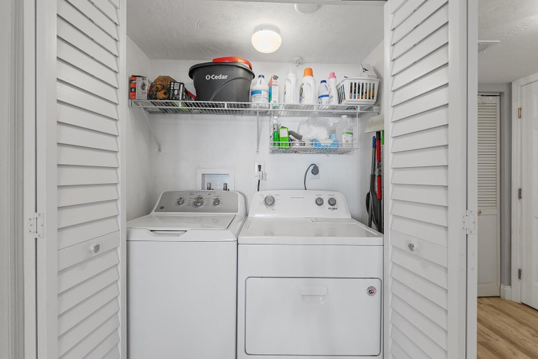 Interior 3, Sunrise 206, Volusia