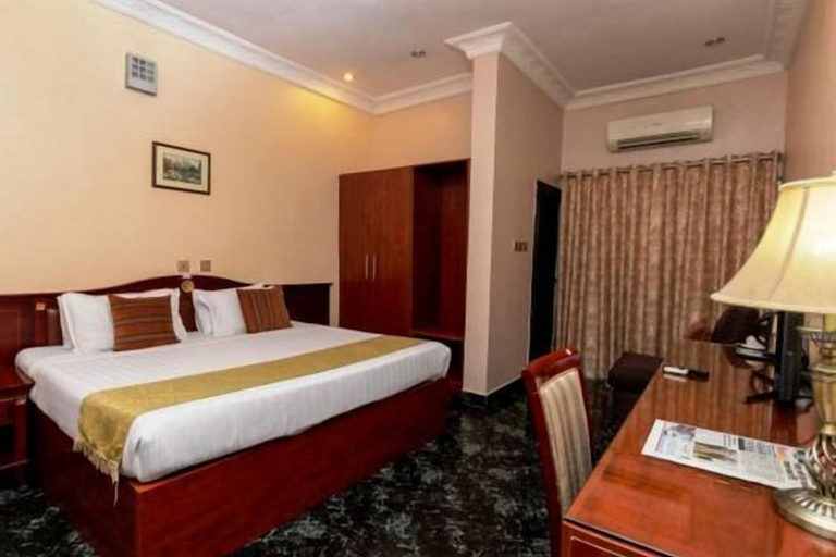 Room 3, Sunfit International Limited, Ajeromi/Ifelodun