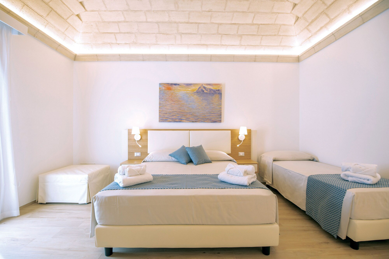 Bedroom 3, I Mori Hotel, Trapani