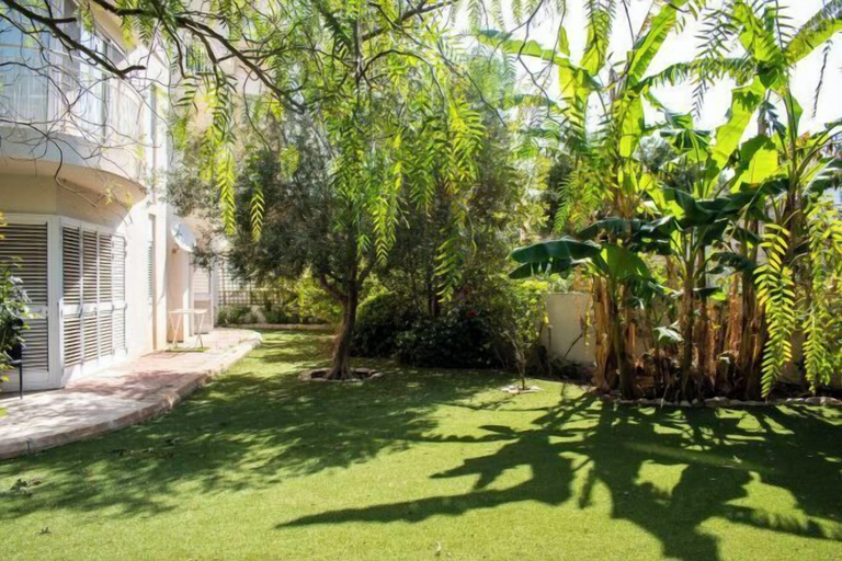 Others 5, Villa Balluta, St Julian's