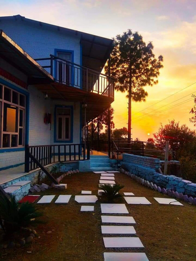 Front of property 3, Hotel Kaafal Cottage Ranikhet, Almora
