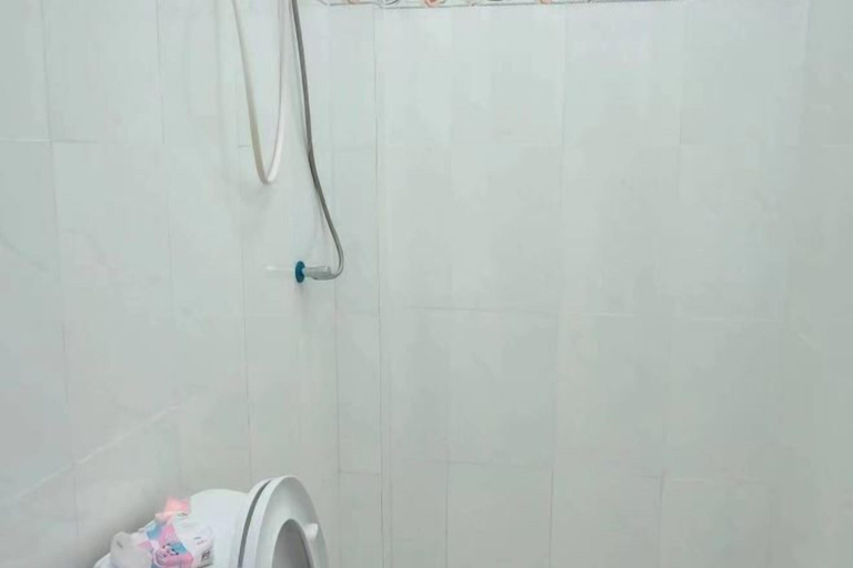 Bathroom 5, Laos Supre Hotel, Chomphet