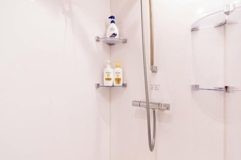 Bathroom 2, Torikari 5-chome1-10, Fukuoka