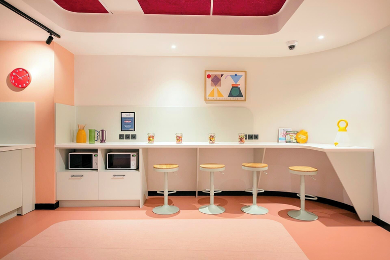 Shared kitchen 4, Student Factory Orléans St-Jean, Loiret