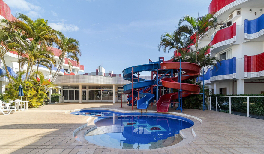 Pool, Apt c/ Varanda in Condominio Pe na Areia Iho127, Florianopolis