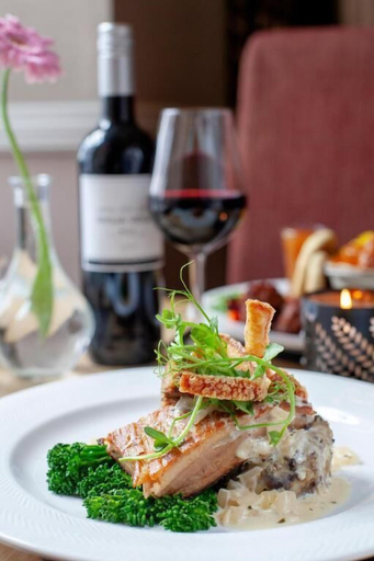 Food & Drinks 5, Three Salmons Hotel, Monmouthshire