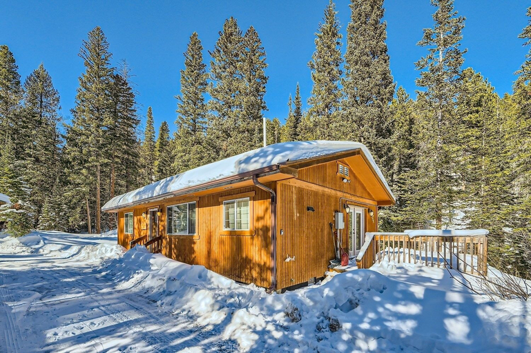 Exterior 4, Moon Creek Cabin 2 Bedroom Cabin, Gilpin