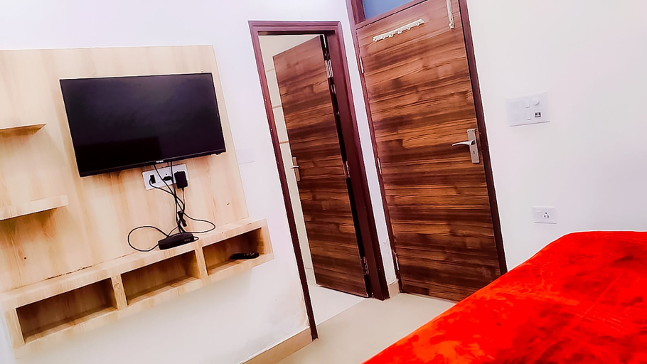 Room 5, Roomshala Hotel Sukoon, Delhi