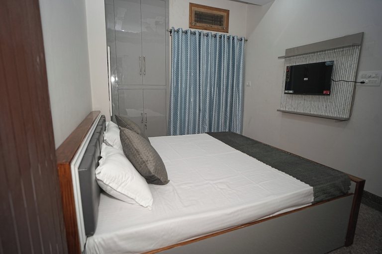 Room 5, Nidhipataye Homestay, Varanasi