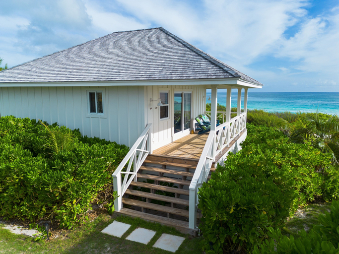 Exterior & Views 2, Bohemia Bungalows