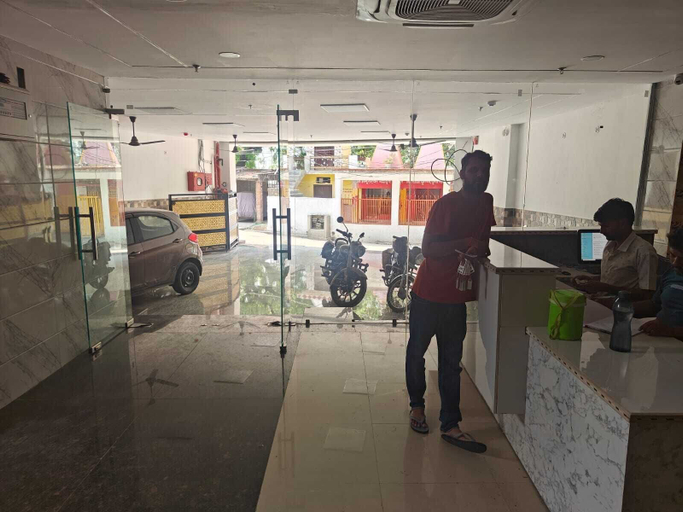 Reception, Hotel Budget Inn, Lucknow