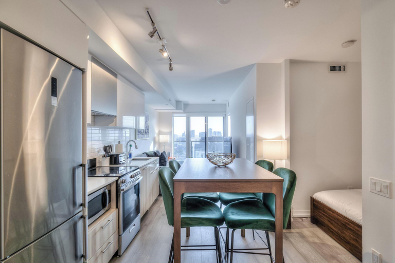 Private kitchen 2, Jarvis District Suites, Toronto