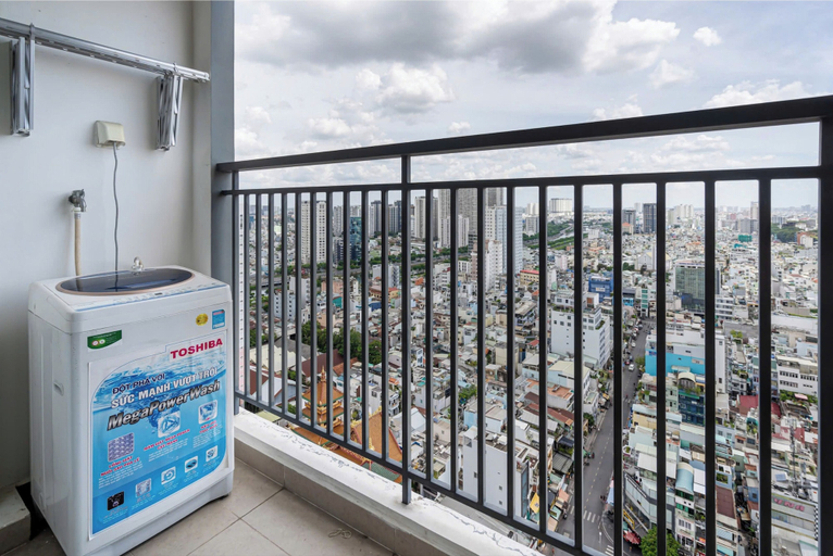 Balcony view, The Heart of Saigon Soho Central, District 1