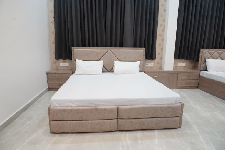 Room 5, Viraj International Hotel, Varanasi
