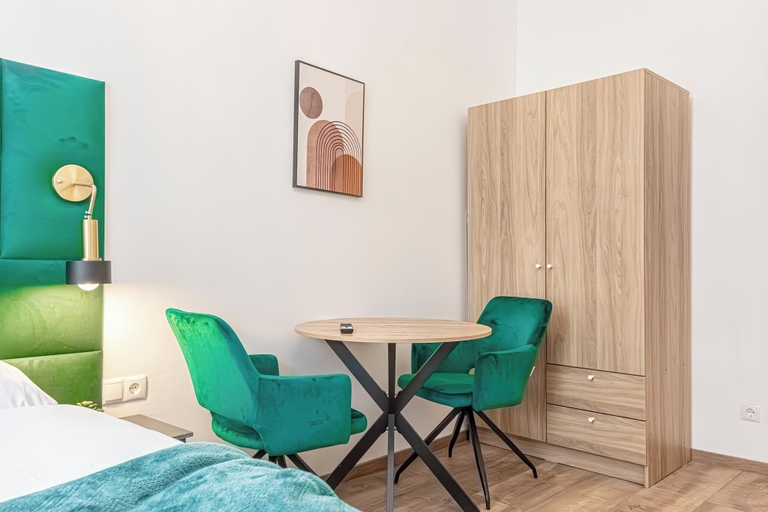 Room 5, Cozy 1BR Apartment in Prime Location, Wien