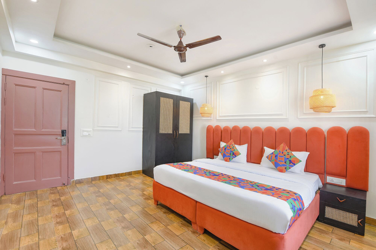 Room 3, Fabhotel The White Pepper, Faridabad