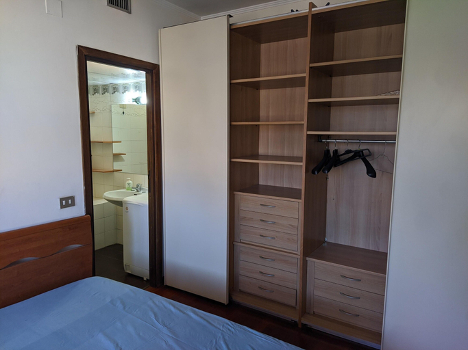Bedroom 2, Apartment in Roma Near San Giovanni Train Station, Rome
