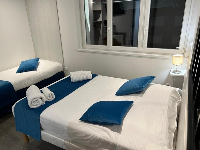 Bedroom 4, Face à La Mer Gravelines, Nord