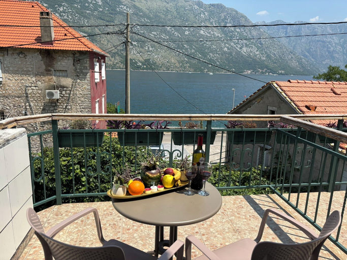 Others 5, Apartments Djurovic