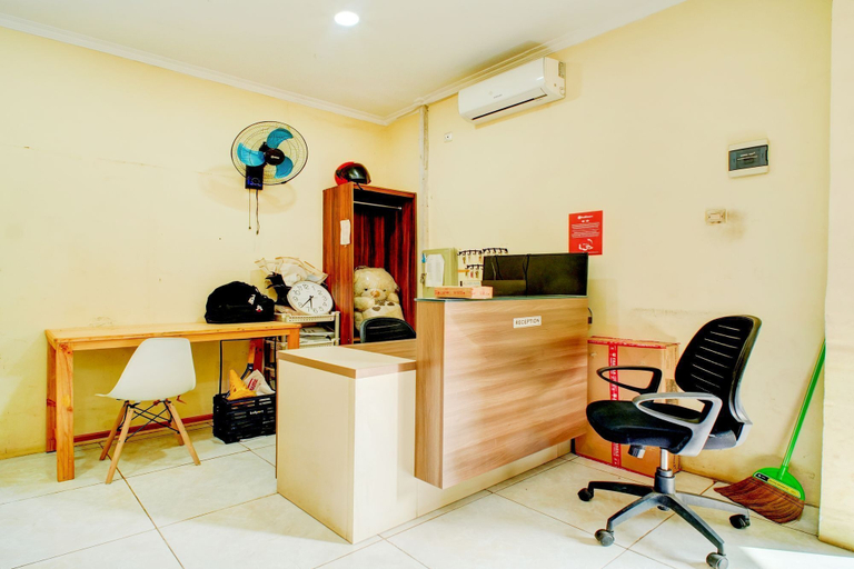 Others 2, Hotel O Hartini Residence Syariah, Depok