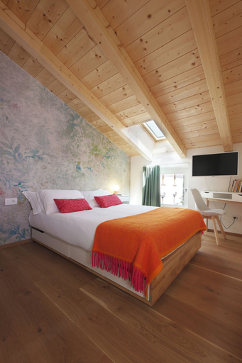 Bedroom 2, Nine Rooms Trento, Trento