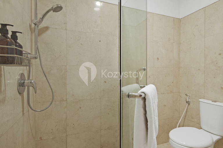 Bathroom 5, Malaya by Kozystay - Dago, Bandung