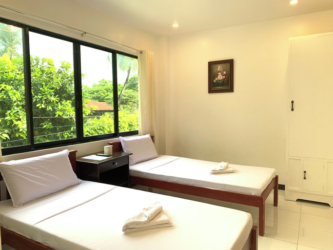 Bedroom 3, Luna Oslob Travellers Inn, Oslob