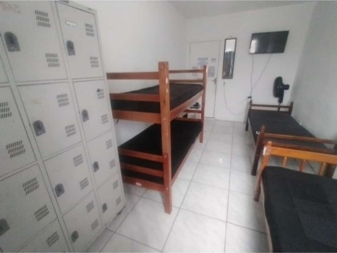 Others 4, Hostel Canarios, Palhoça