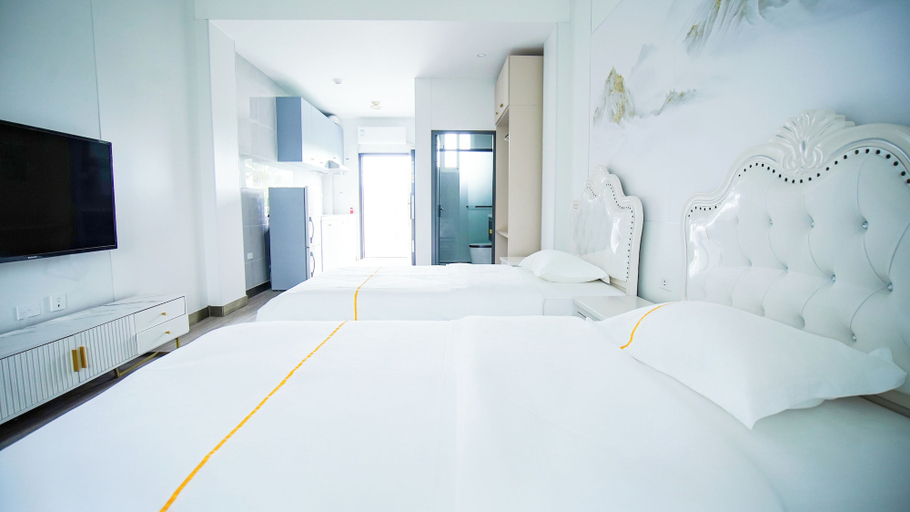 Room 4, Snowwhite castle hotel, Saipan