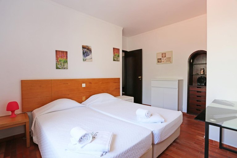 Room 2, V 03 - Apartment 3 in Seacliff Albufeira, Albufeira