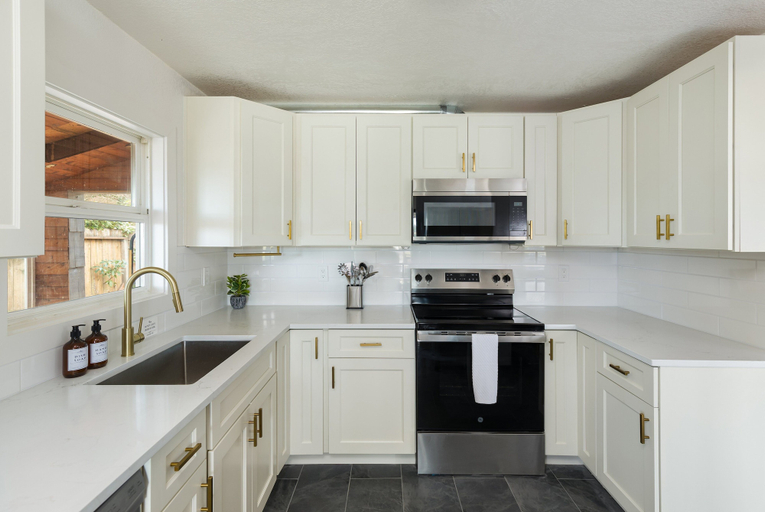 Private kitchen 2, The Lookout Landing 4 Bedroom Home, Kitsap